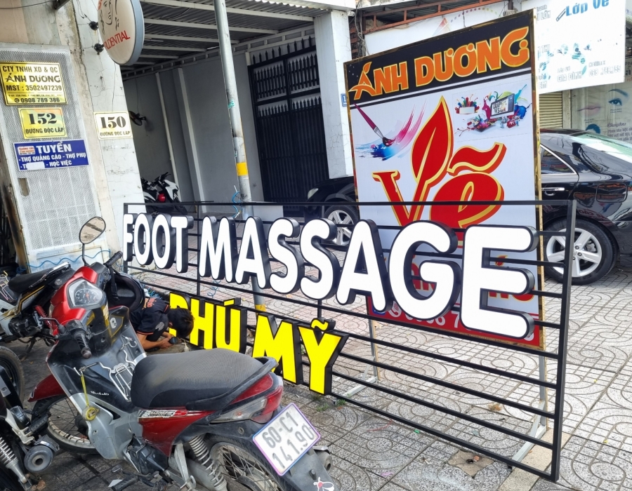 bảng hiệu massage